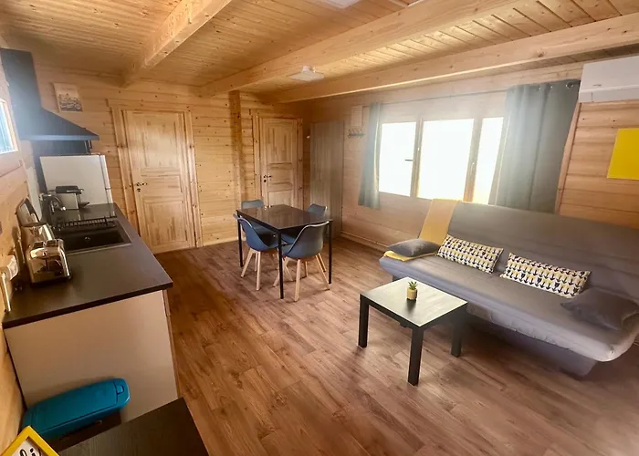 Chalet Ceyrenite